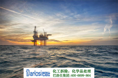 除尘烟囱拆除现场实录：重工业清洁行动